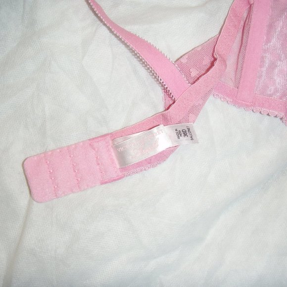 Vtg NEW Victoria's Secret Angels Pink Ruffled Heart Balconet, 36D - Picture 7 of 10